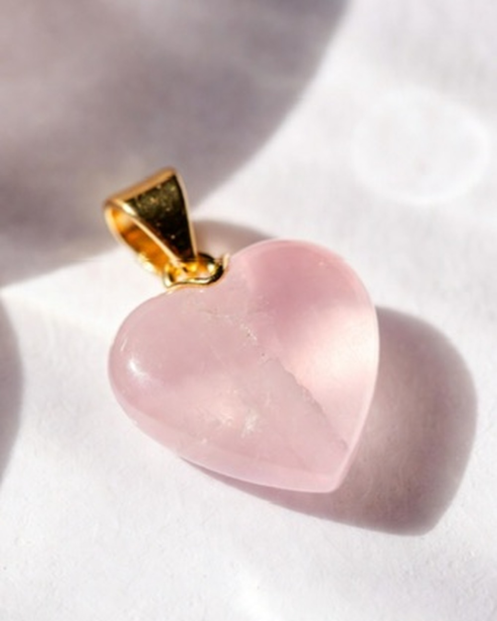 Cuore Rose Quartz Pendant — rose quartz 14k gold vermeil pendant, studio photograph on a clean background