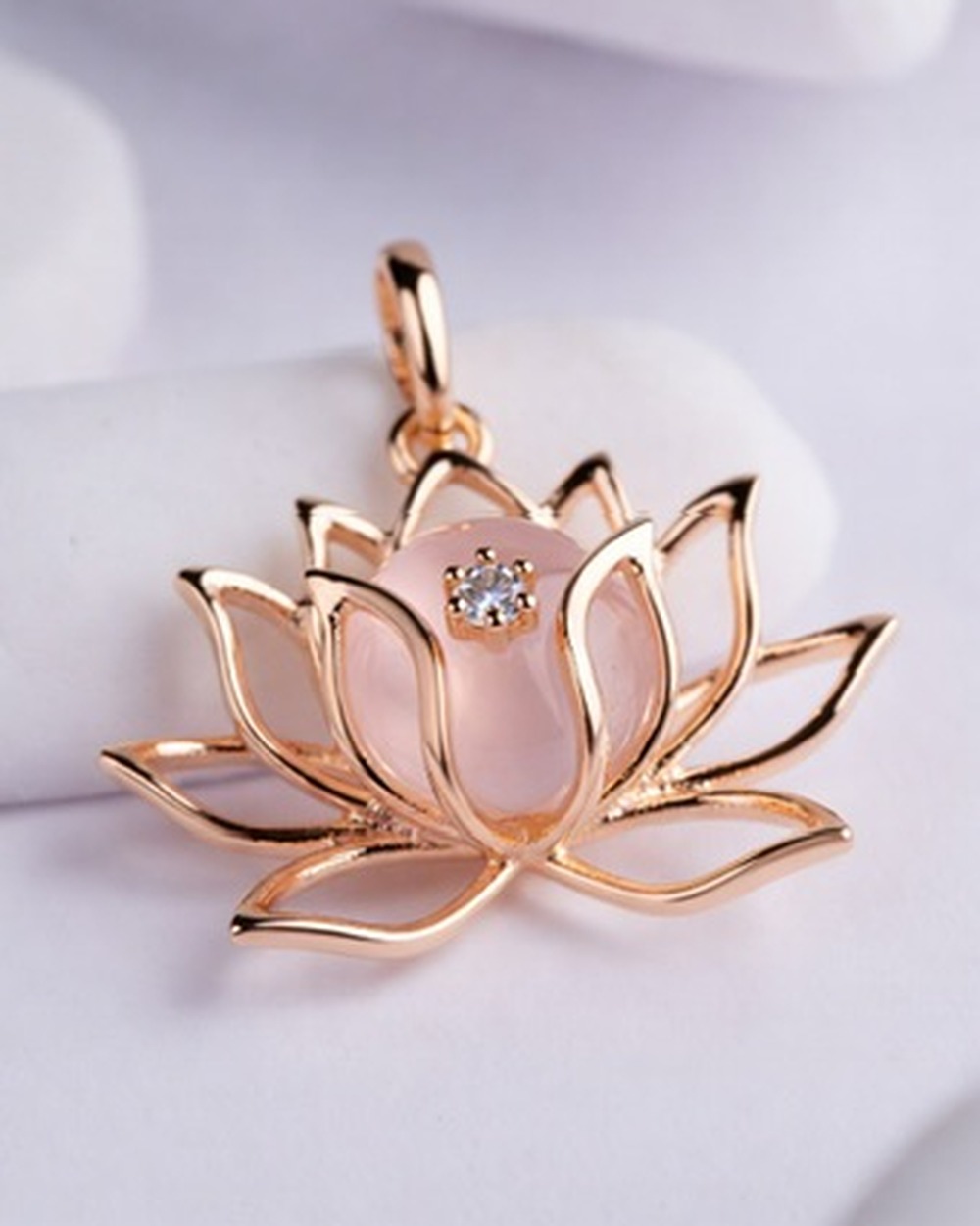 Loto Rosa Pendant — moissanite and rose quartz 14k gold vermeil pendant, studio photograph on a clean background